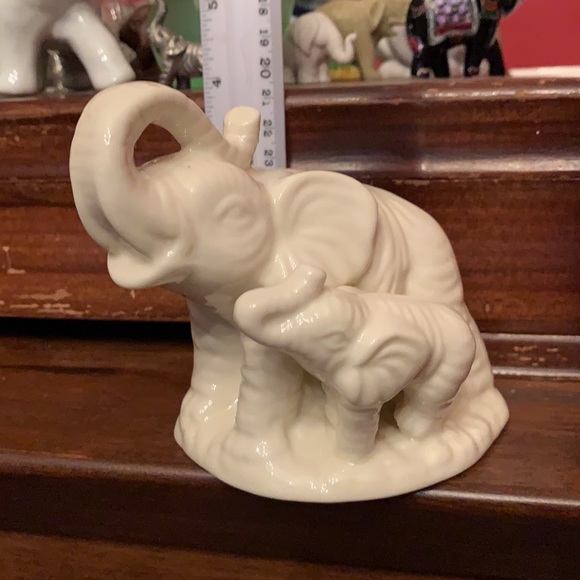 Elephant - Picture 2 of 5